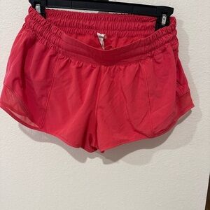Lululemon Hotty Hot Shorts 2.5
